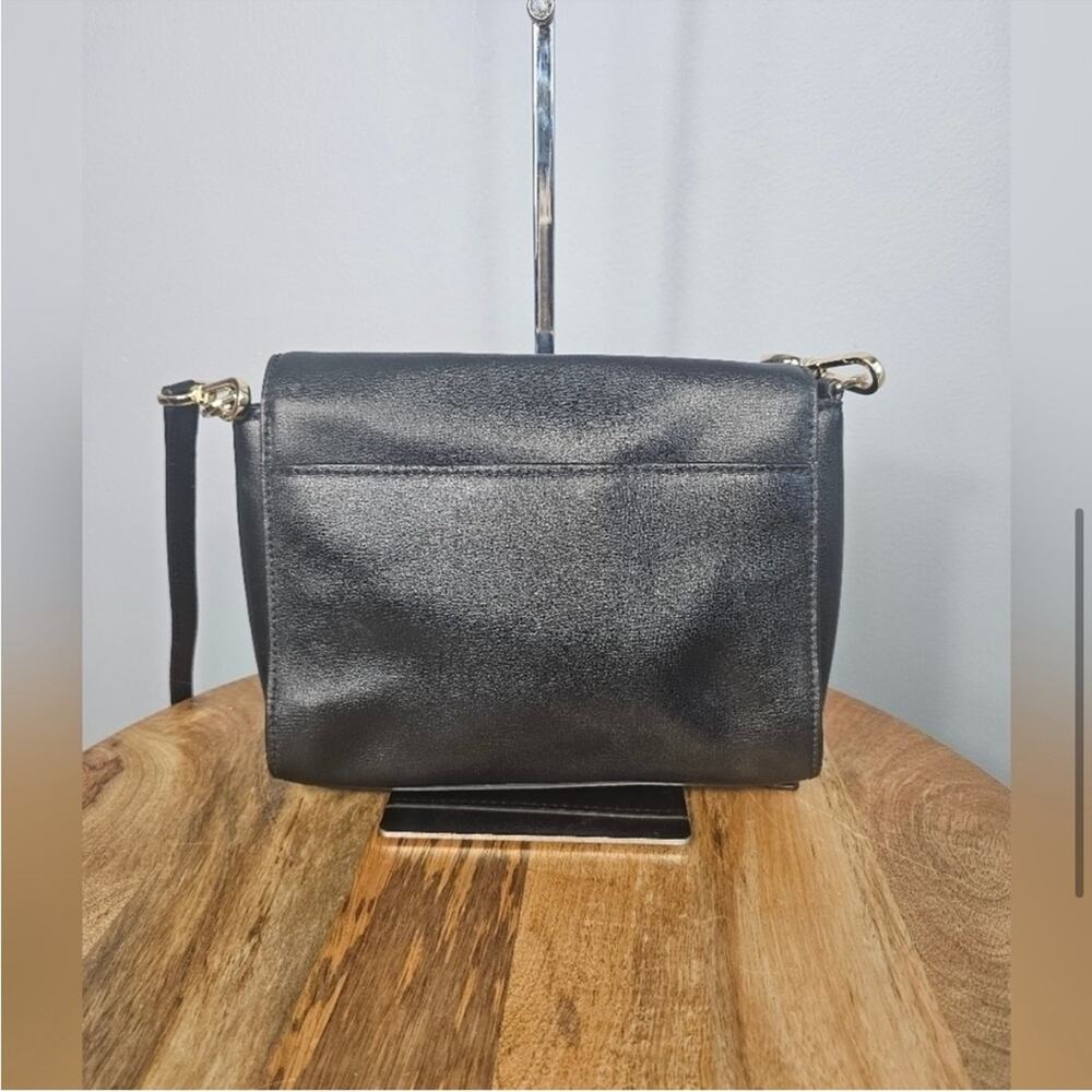Michael Kors Elegant Black Crossbody Bag - Picture 6 of 10